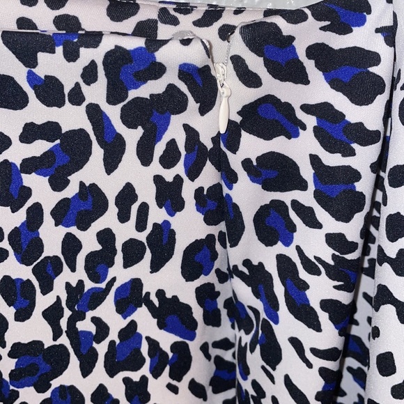 Blue leopard print pencil skirt - Picture 3 of 6